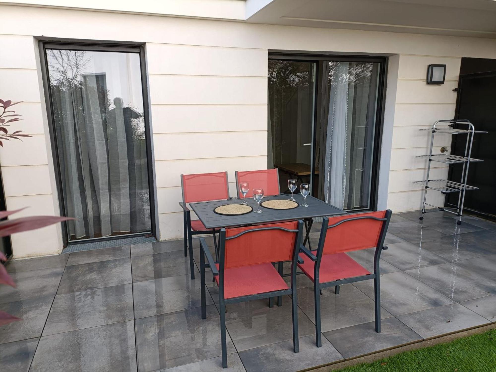 Disney - Paris 5 Min De Disney - Pk Prive Gratuit - 4 Personnes - Terrasse Jardin Шеси Экстерьер фото